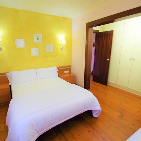 V&v Lloret - Elsa: Luxurious 10-person With Dual Pools And Lush Garden * Lloret de Mar